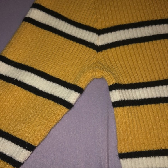 yellow, black, and white turtle neck long sleeve - Picture 3 of 4